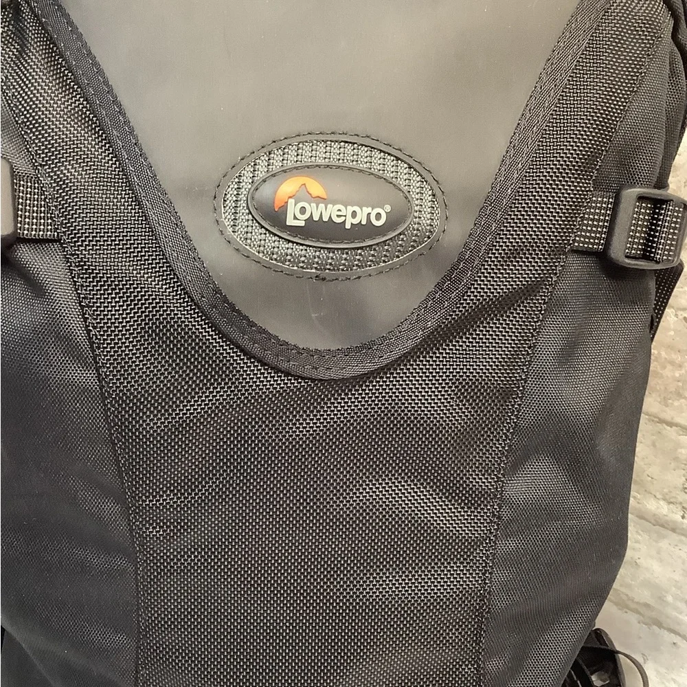 Lowepro Backpack Black Camara Carrier Case Accessories Men’s Travel Rare